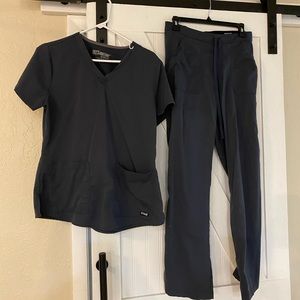 Greys anatomy scrub set grey